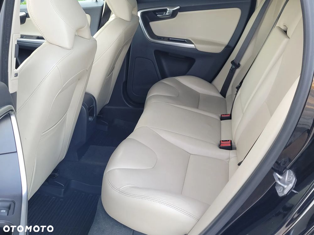 Volvo XC 60 D4 Drive-E Summum - 14