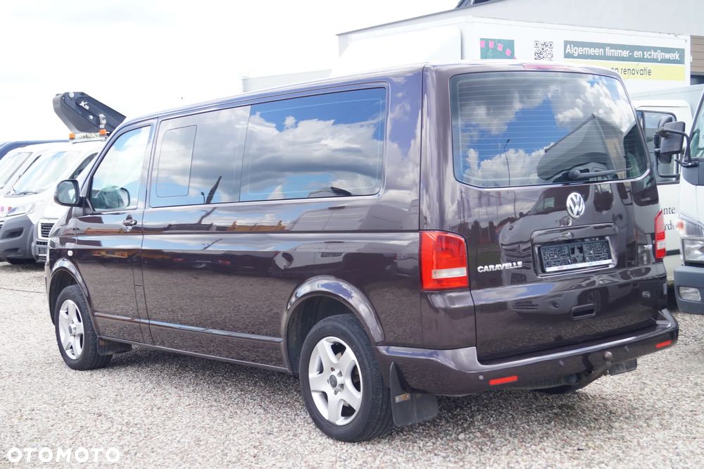 Volkswagen Caravelle - 7