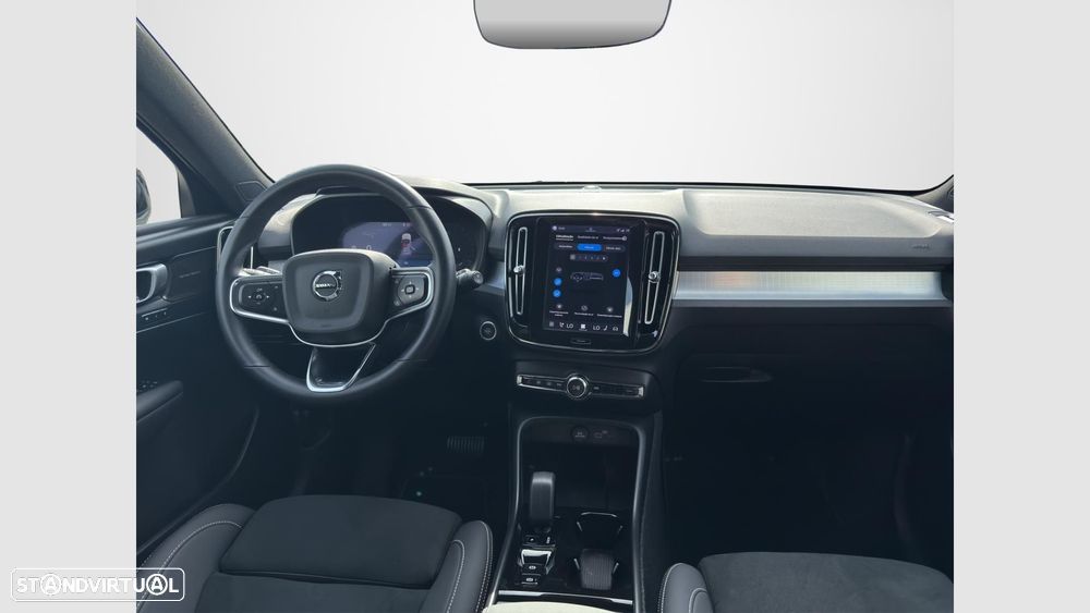 Volvo XC 40 2.0 B3 Plus Dark — fotografia 13