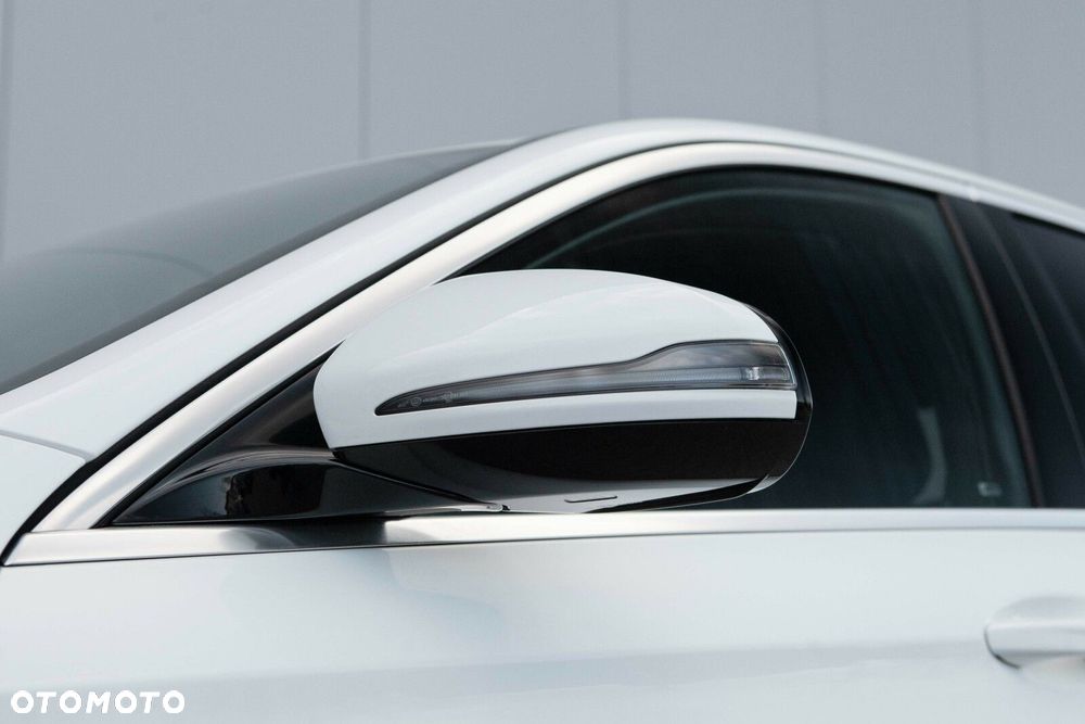 Mercedes-Benz Klasa E 220 d 4-Matic AMG/Avantgarde - 11