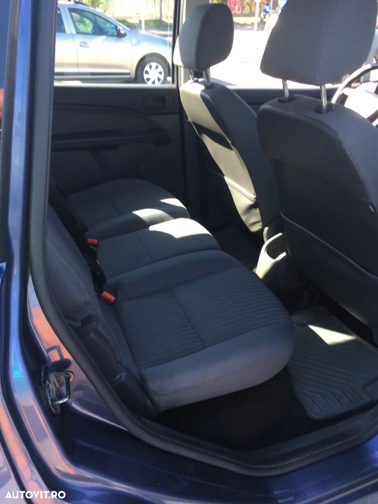 Ford C-Max - 4