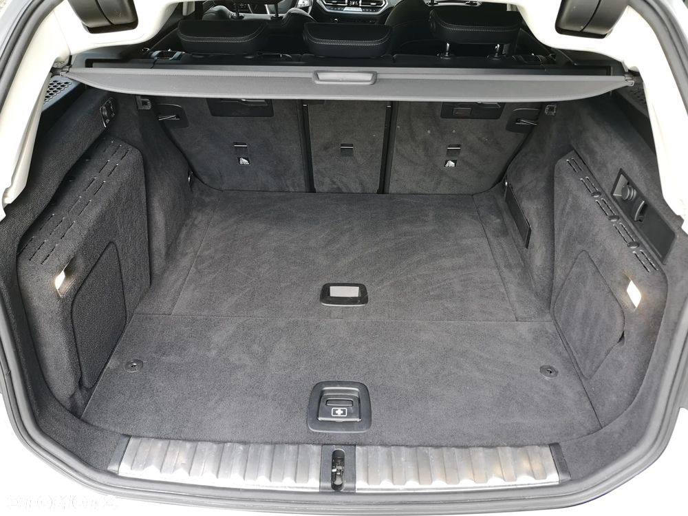 BMW Seria 3 320d xDrive - 35