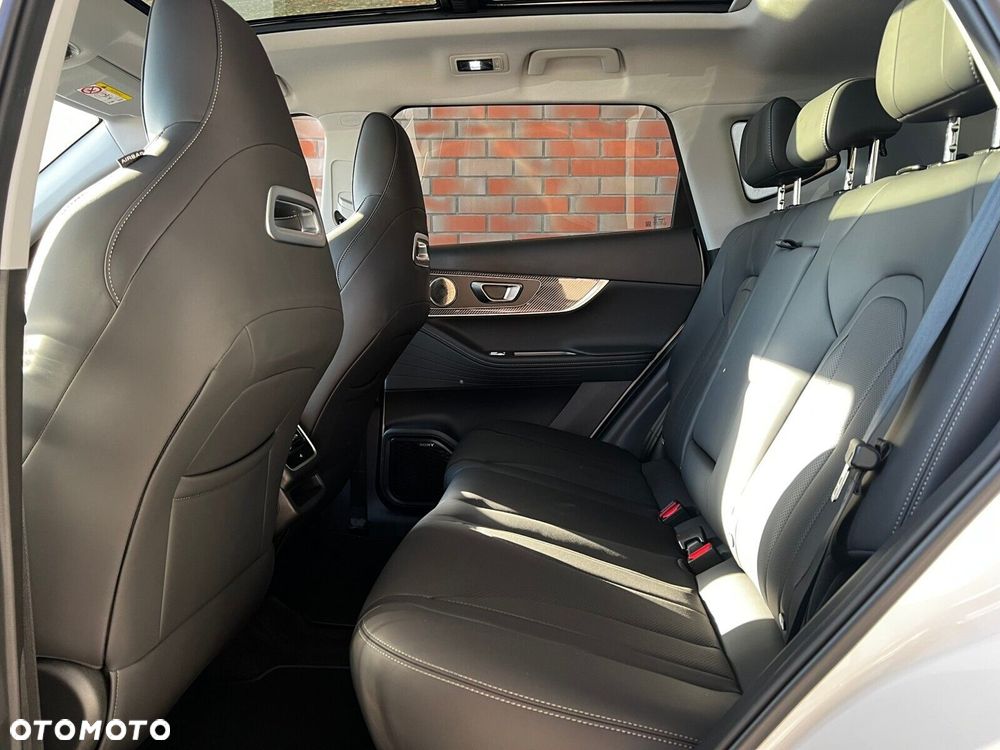 Chery Tiggo 7 1.6 T-GDI Prestige AWD DCT - 37