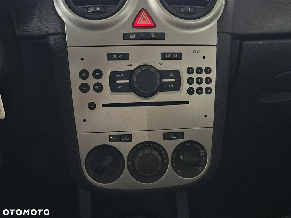 Opel Corsa - 16