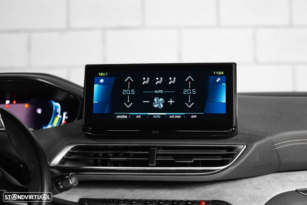 Peugeot 3008 1.6 Hybrid GT e-EAT8 - 17