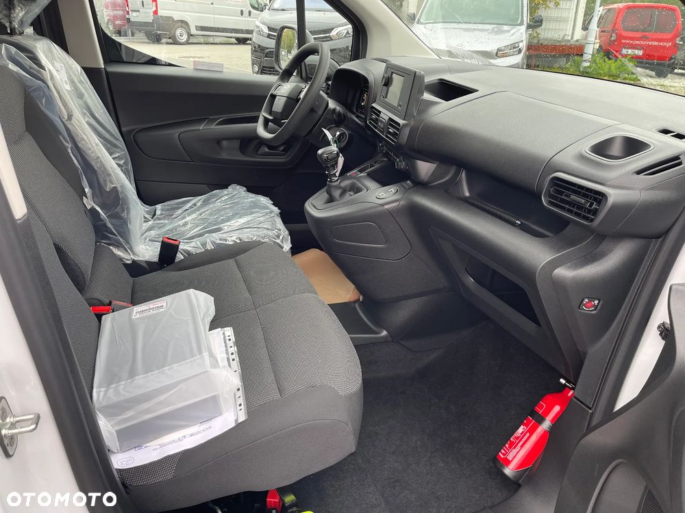 Toyota Proace City - 10