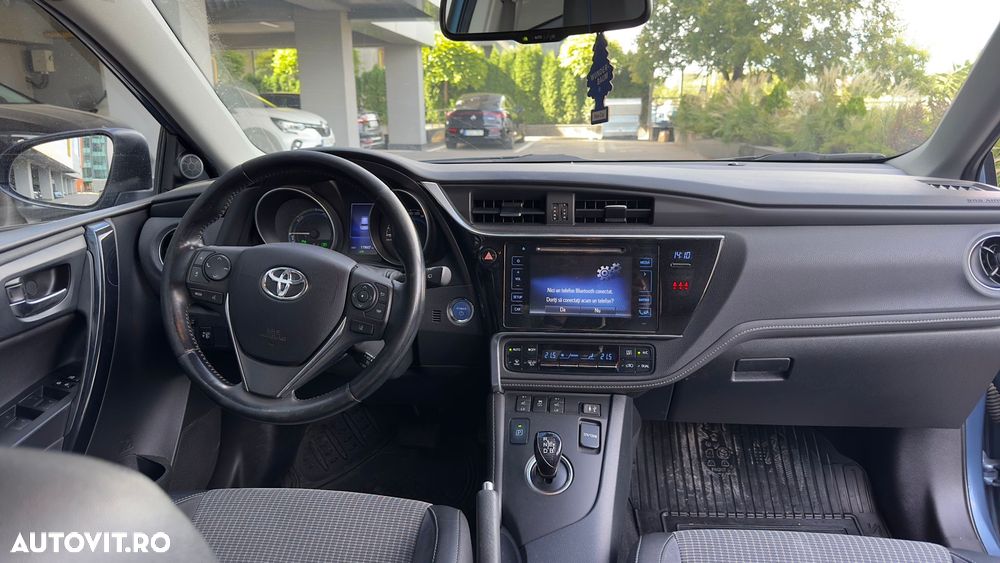 Toyota Auris - 12