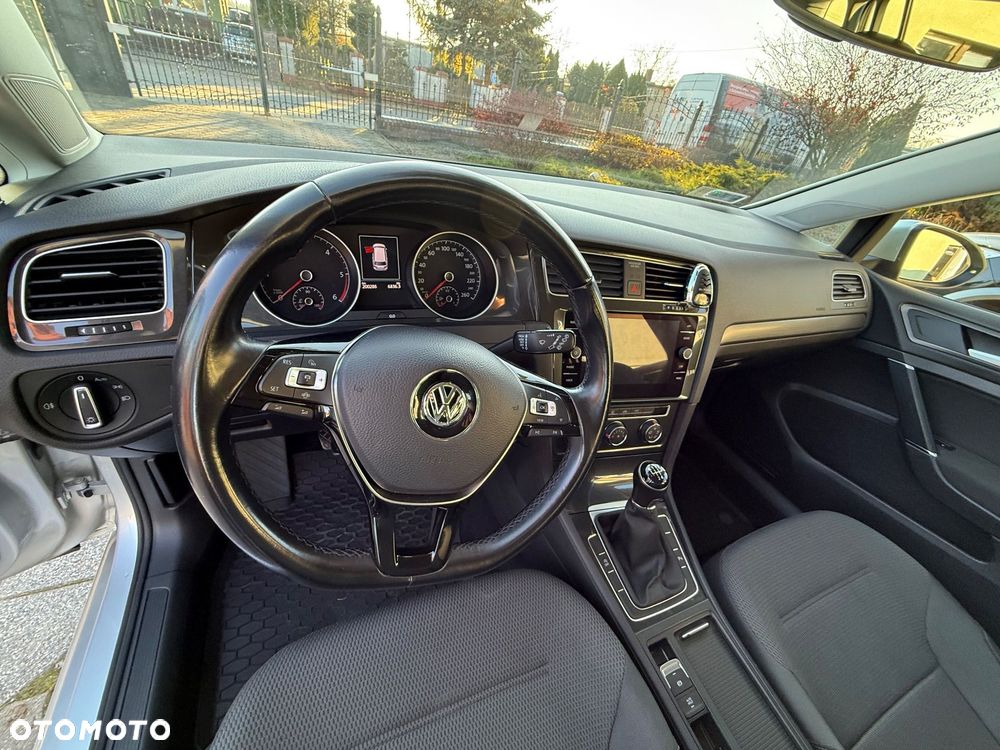 Volkswagen Golf VII 1.6 TDI BMT Comfortline - 8