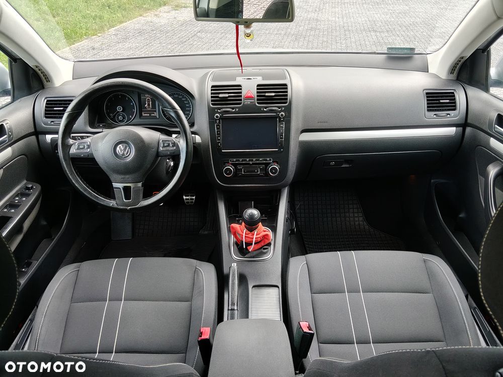 Volkswagen Jetta 1.4 TSI Highline - 12