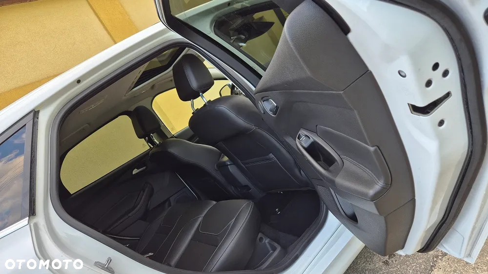Ford Focus 2.0 TDCi ST-Line ASS - 18