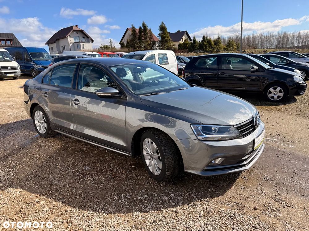 Volkswagen Jetta 2.0 TDI DPF BMT Comfortline - 15