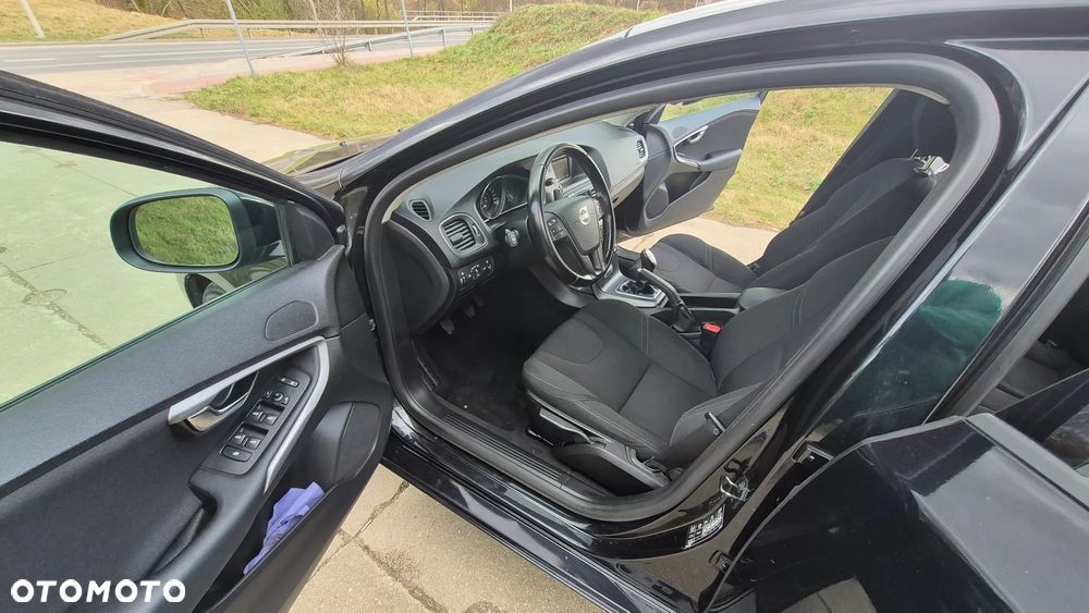 Volvo V40 D2 - 7