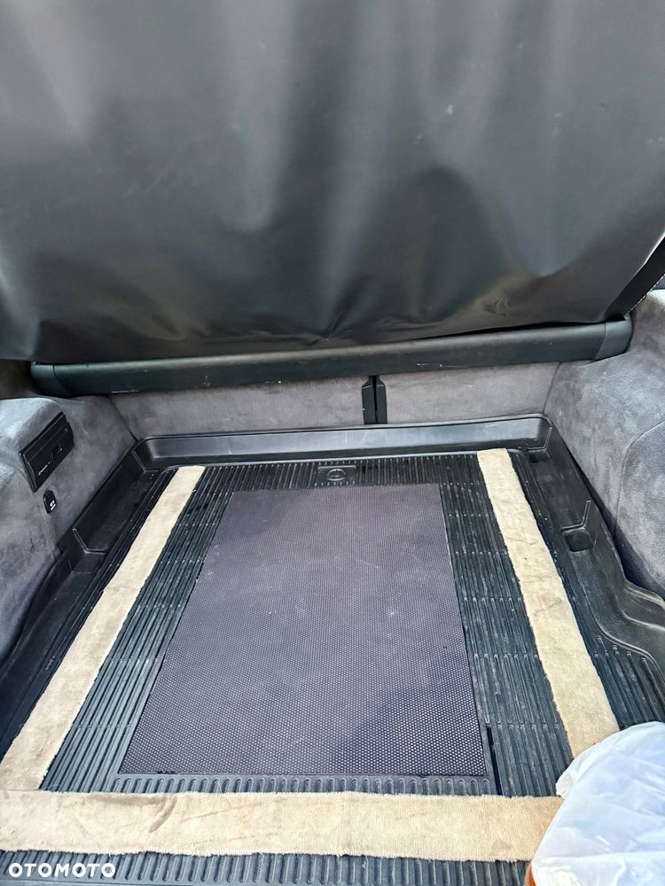 Mercedes-Benz Klasa E - 18