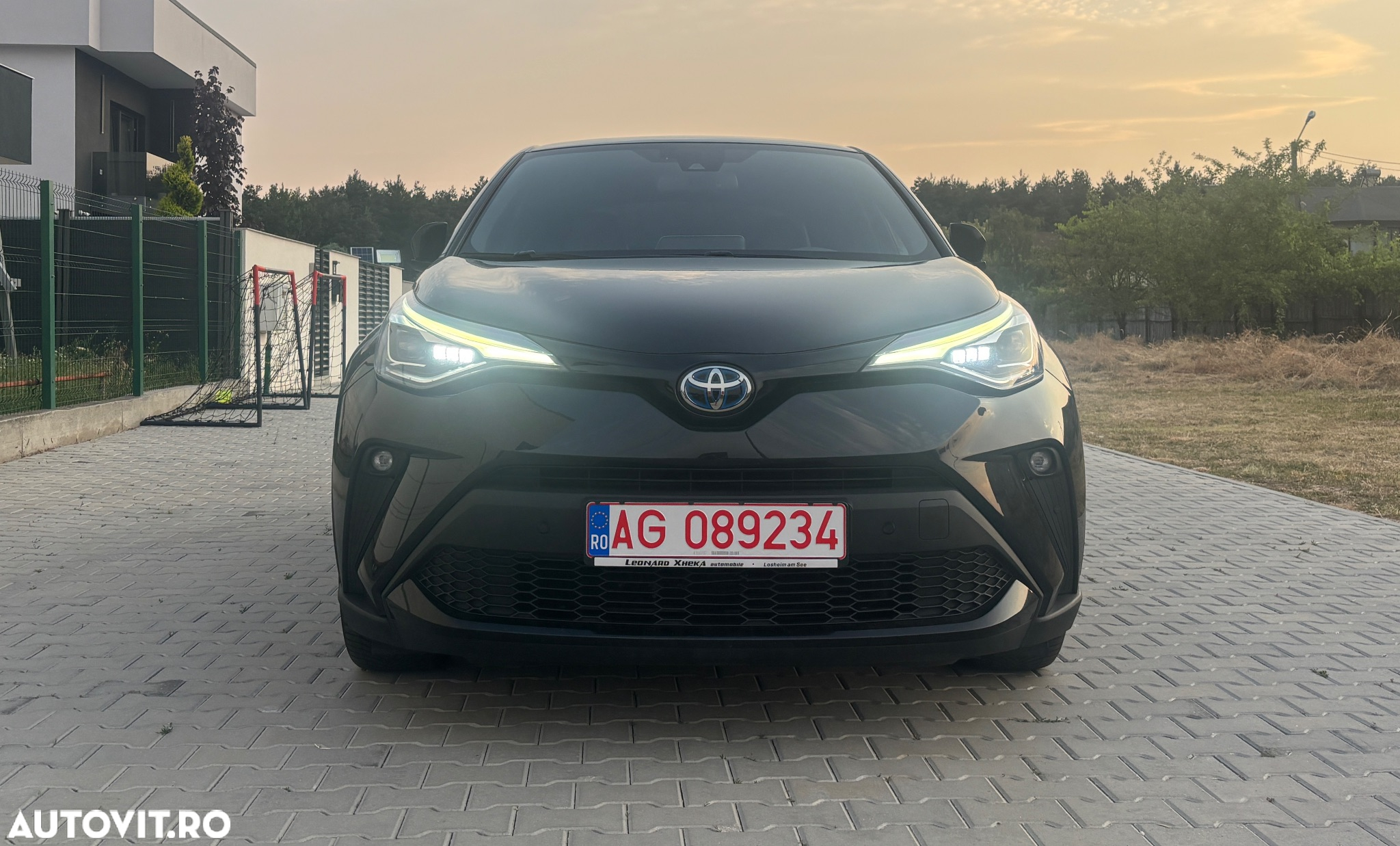 Toyota C-HR 2.0 Hybrid Lounge - 14