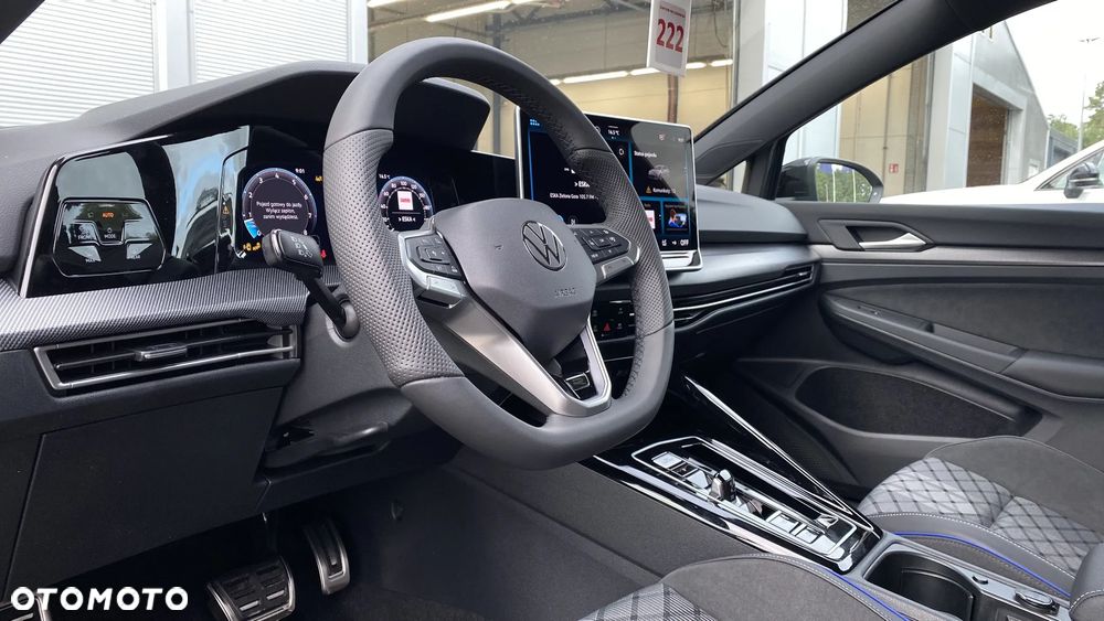 Volkswagen Golf 1.5 eTSI mHEV R-Line Plus DSG - 21