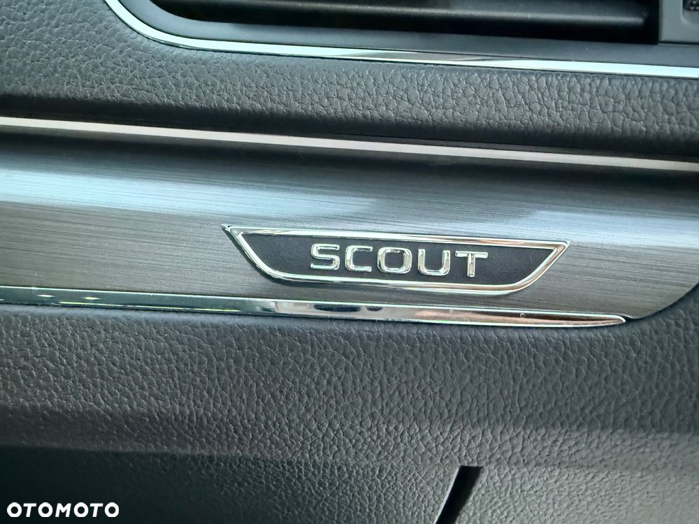 Skoda Superb 2.0 TDI SCR 4x4 Scout DSG - 35