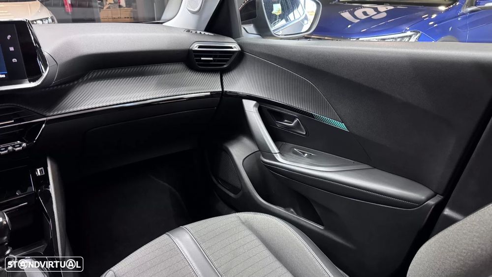 Peugeot 2008 1.2 PureTech Allure Pack - 45