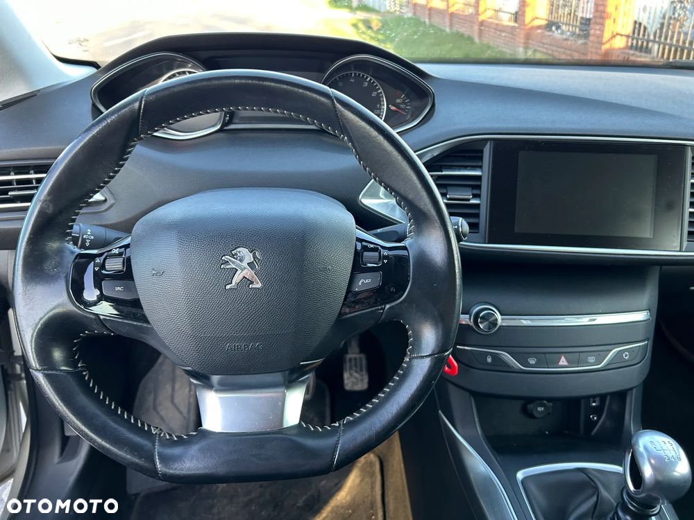 Peugeot 308 - 6