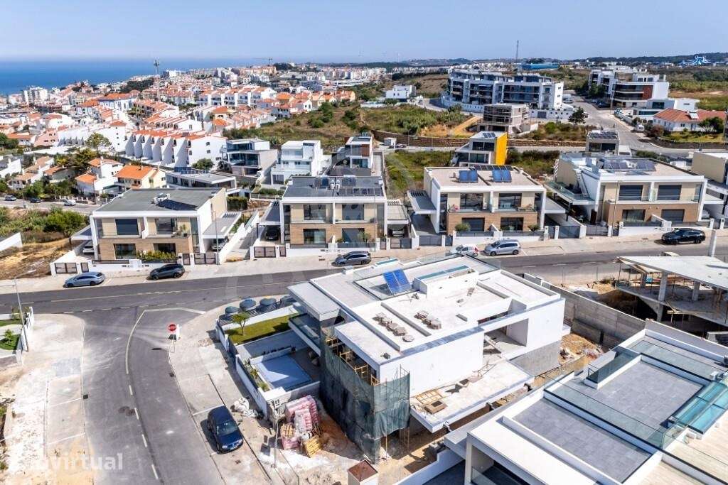 Moradia T4 de Luxo com Vista Mar: O Seu Refúgio Na Ericeira! - Grande imagem: 2/55