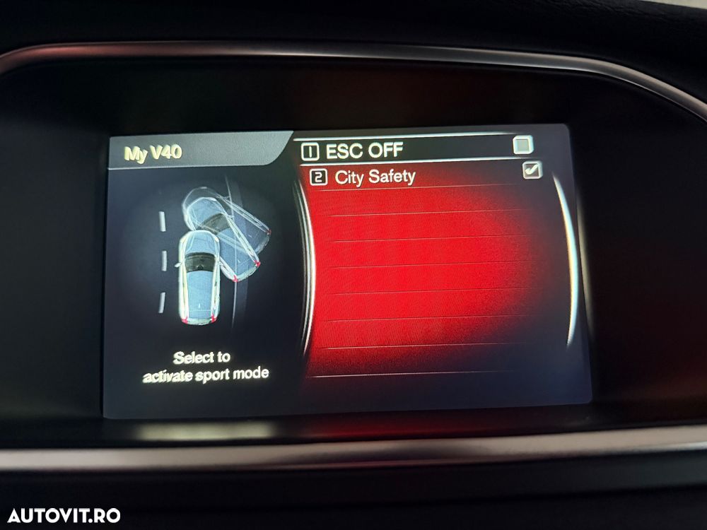 Volvo V40 D2 Geartronic Momentum - 20