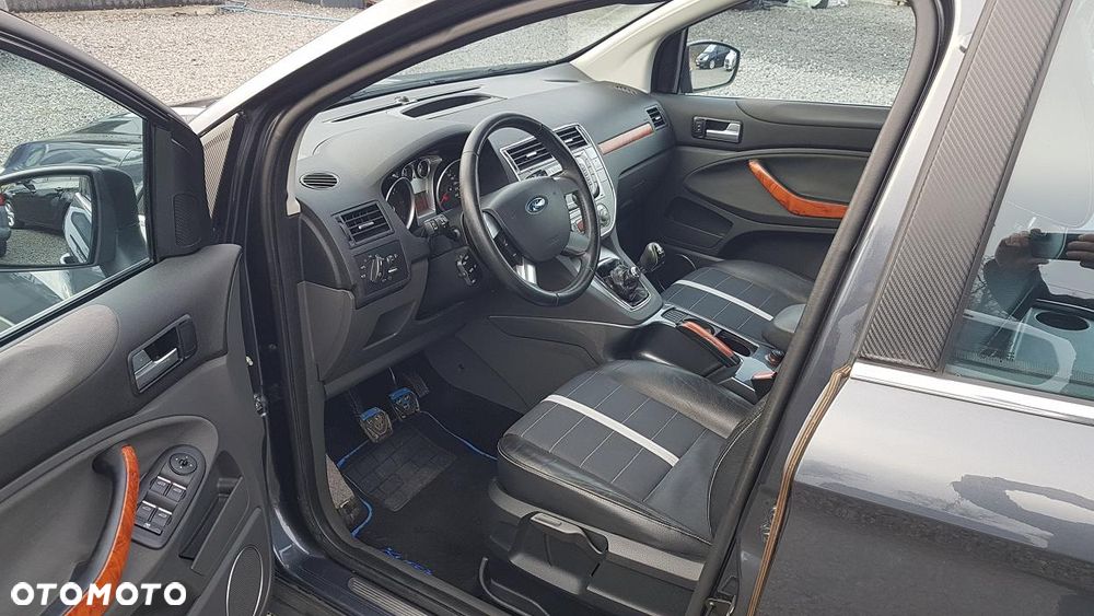 Ford Kuga 2.0 TDCi 4x4 Titanium - 18