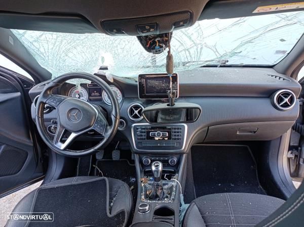 Para Peças Mercedes-Benz A-Class (W176) - 7