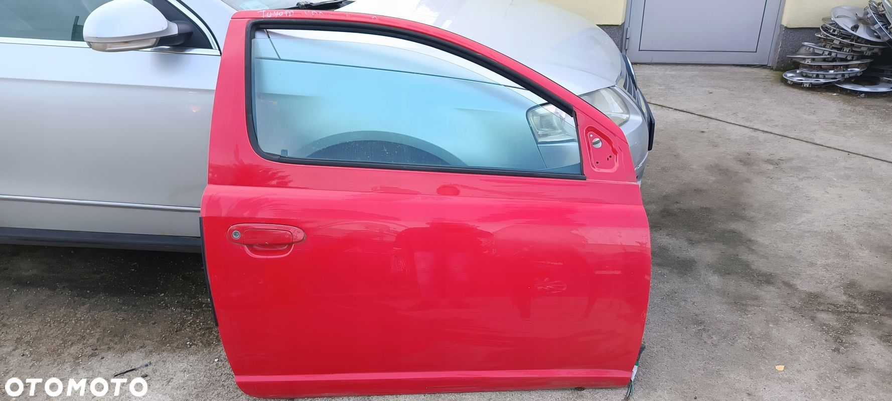 TOYOTA YARIS I DRZWI PRZÓD PRAWE LEWE 3P0 - 3