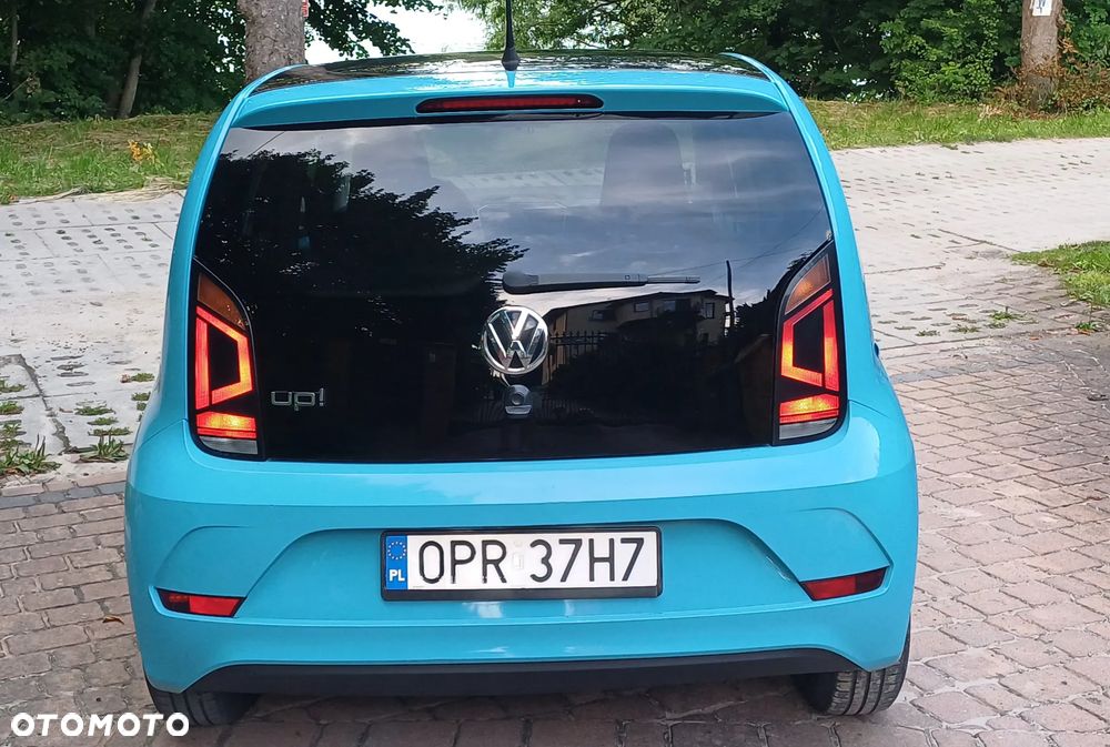 Volkswagen up! 1.0 Black Style - 7