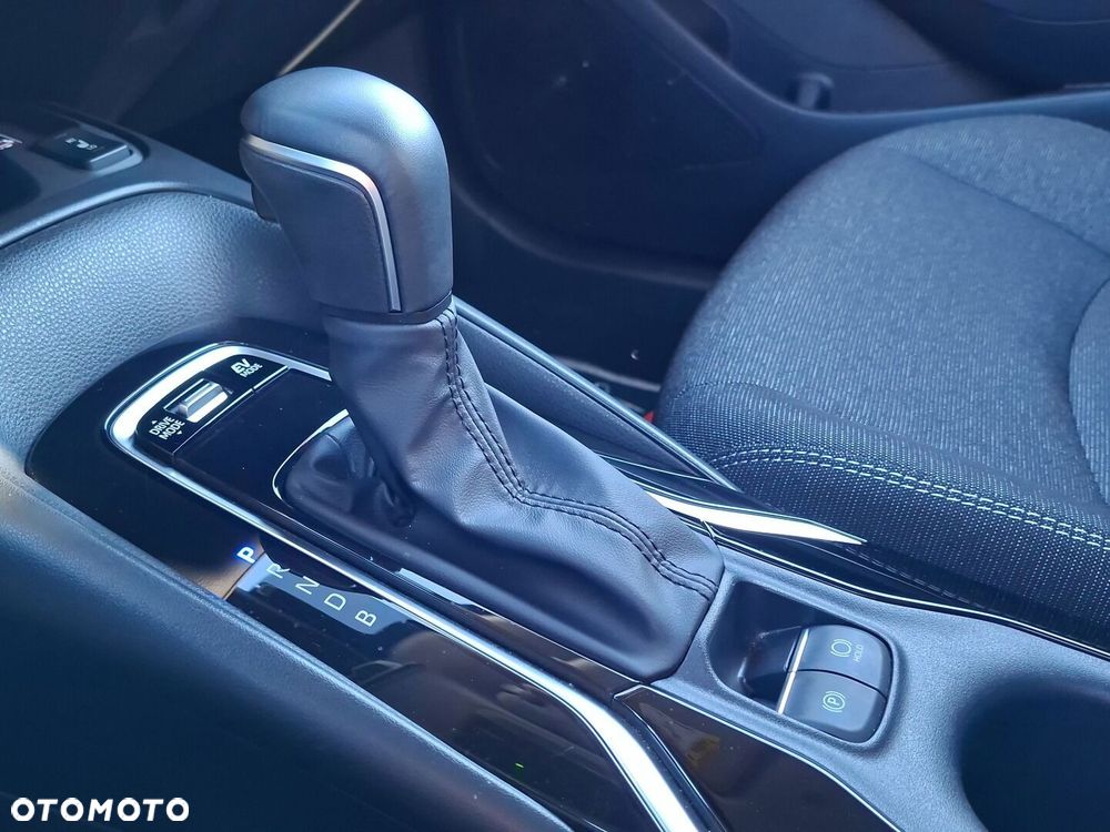 Toyota Corolla 1.8 Hybrid Style - 30