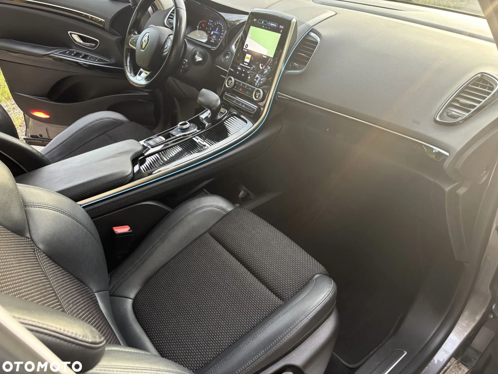 Renault Espace 2.0 Blue dCi Zen EDC - 23