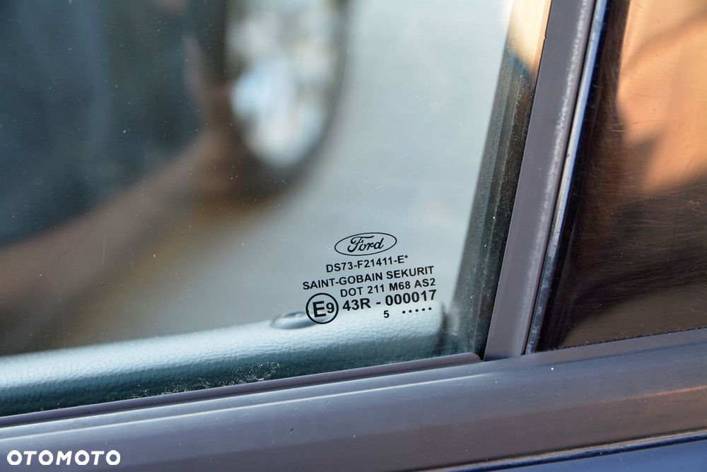 Ford Mondeo - 17