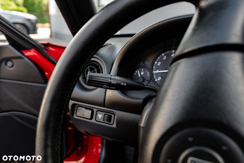 Mazda MX-5 1.6i 16V - 30