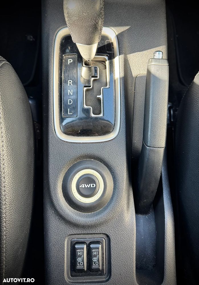 Mitsubishi Outlander - 14