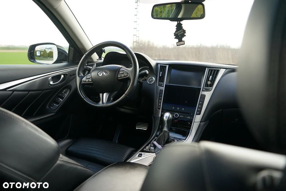 Infiniti Q50 2.0t Sport - 8