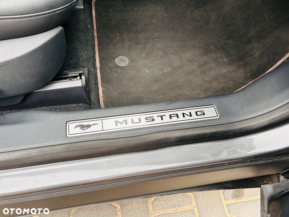 Ford Mustang Mach-E - 18