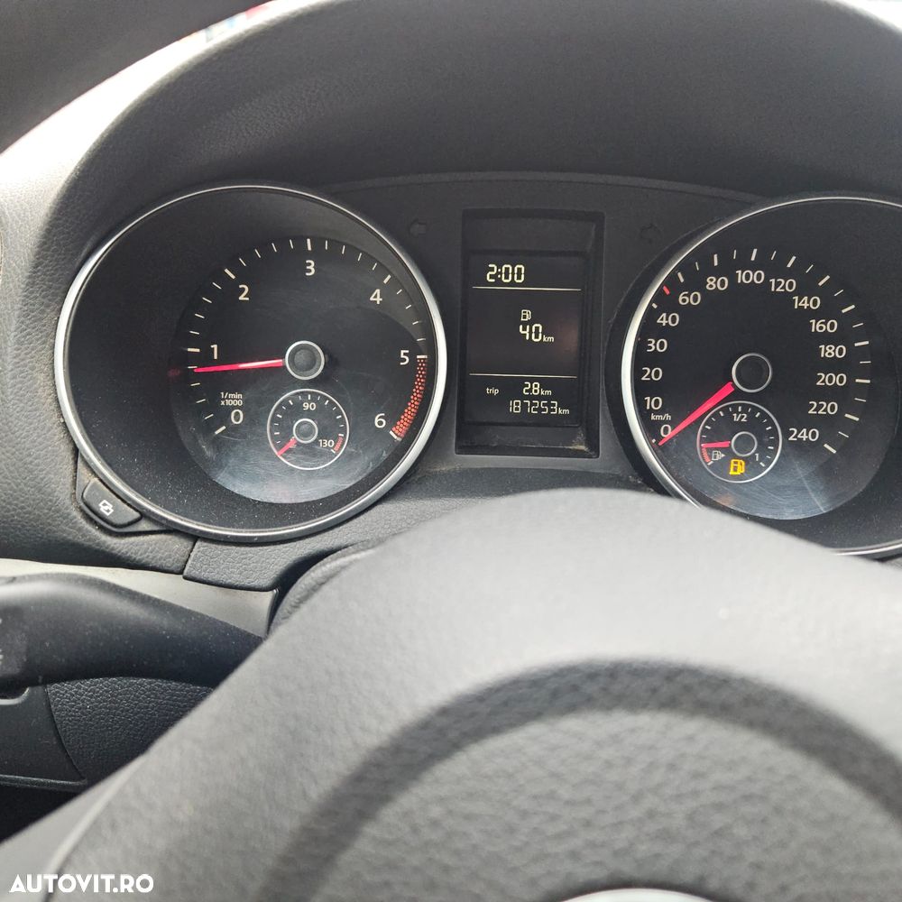 Volkswagen Golf 1.6 TDI DPF Team - 11