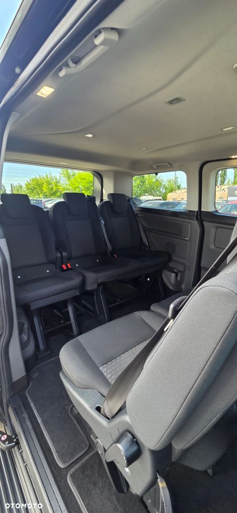 Ford Tourneo Custom 2.0 EcoBlue L1 Titanium - 36