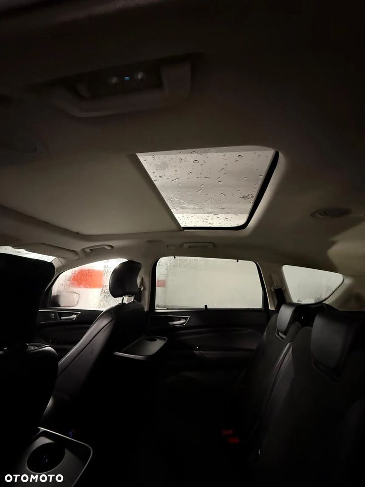 Ford S-Max 2.0 TDCi Titanium PowerShift - 9