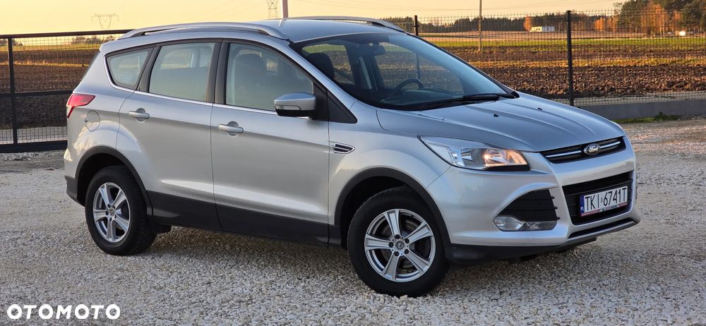 Ford Kuga 1.6 EcoBoost 2x4 Titanium - 1