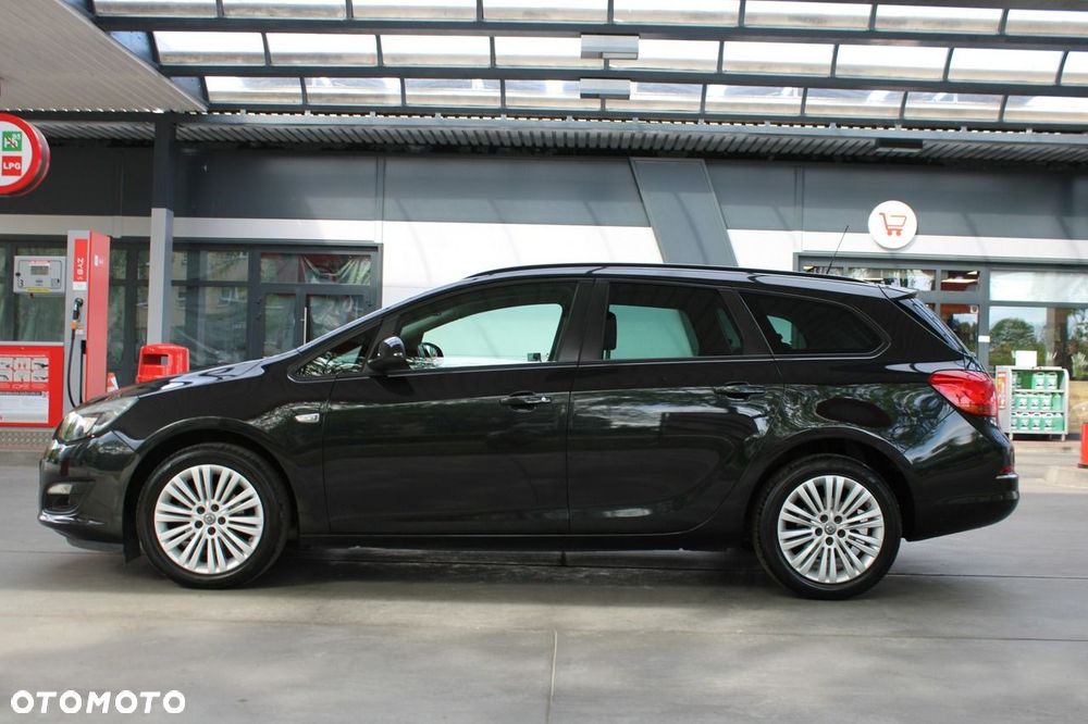 Opel Astra 1.4 Turbo Cosmo - 6