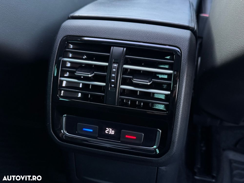 Volkswagen Passat Alltrack 2.0 TDI DSG 4Motion - 23