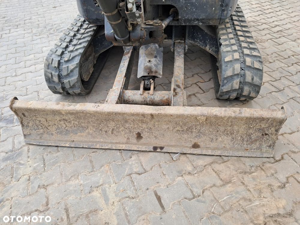 Bobcat E 35 * 3 łyżki * 3.5T *szybkozłącze * dodatkowe linie hydrauliczne * 2016r KUBOTA silnik 24.4KW * zero obrys * 3130 mtg *waga 3500 kg mini KOPARKA U36 303.5 8035 ET35 EZ35 ECR 38 U35 - 8