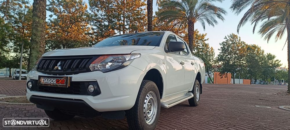 Mitsubishi L200 2.4 DI-D CD Invite 2WD - 44