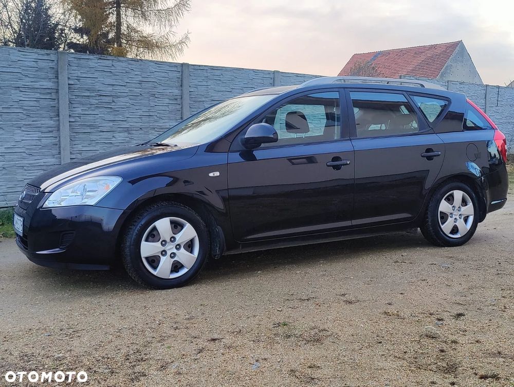Kia Ceed 1.4 CVVT Attract - 30