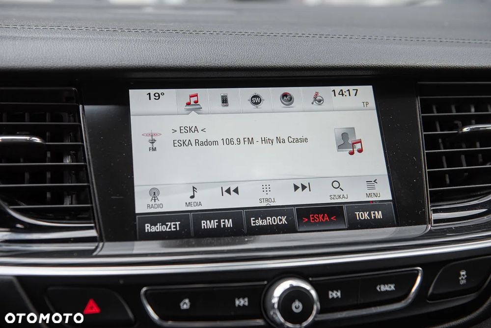Opel Insignia - 22