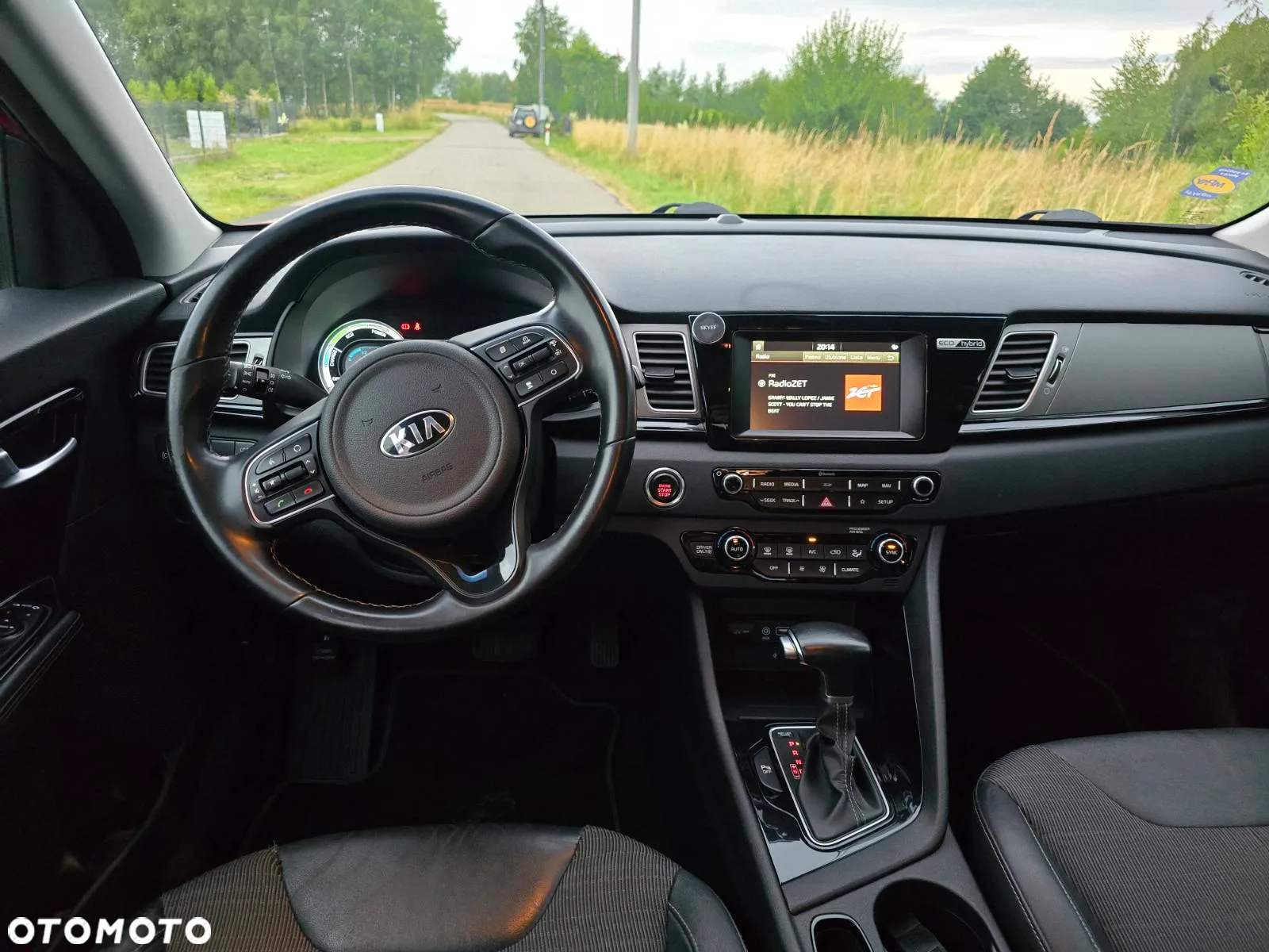 Kia Niro 1.6 GDI Hybrid L - 14