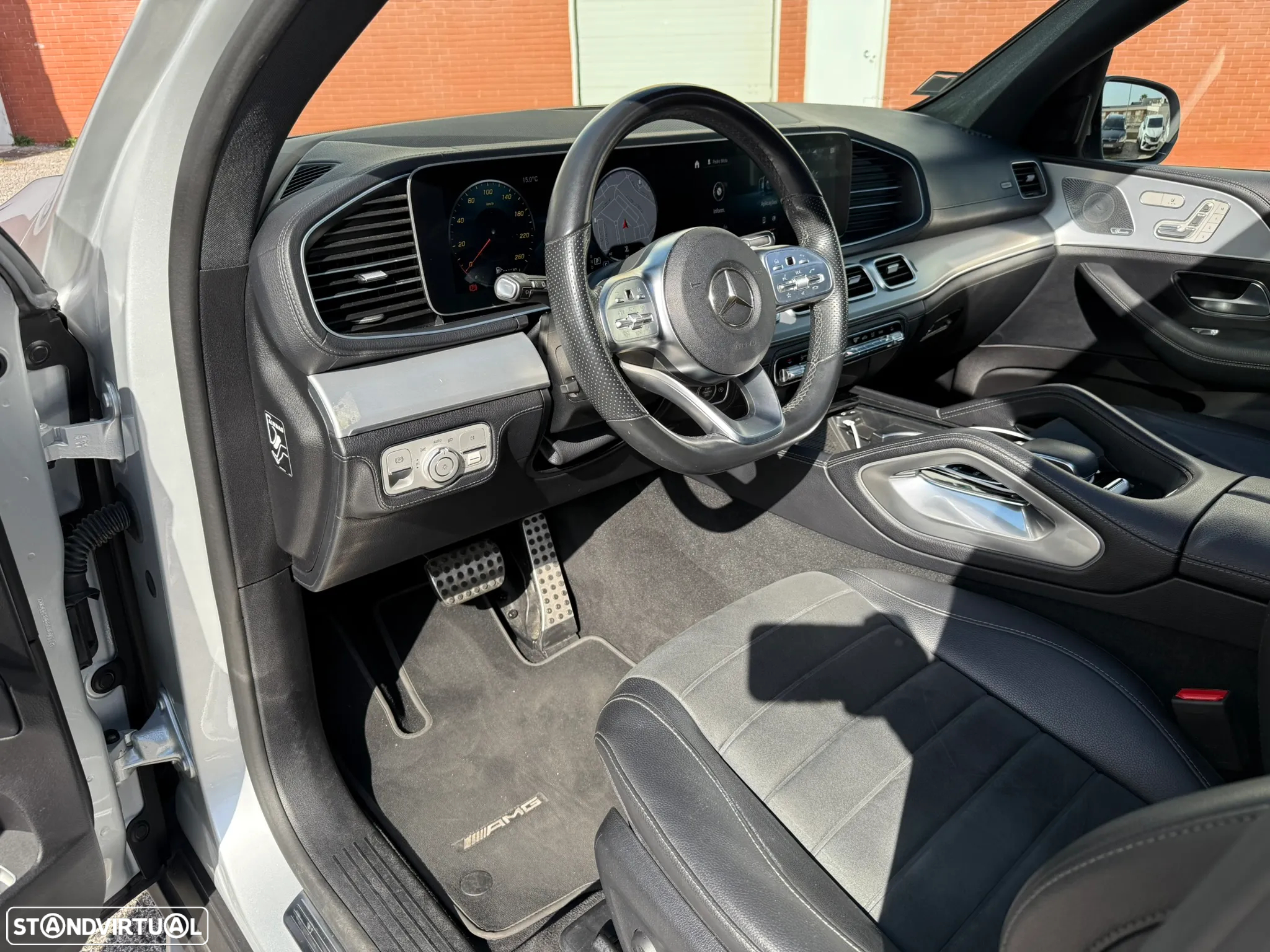 Mercedes-Benz GLE 300 d 4Matic - 15