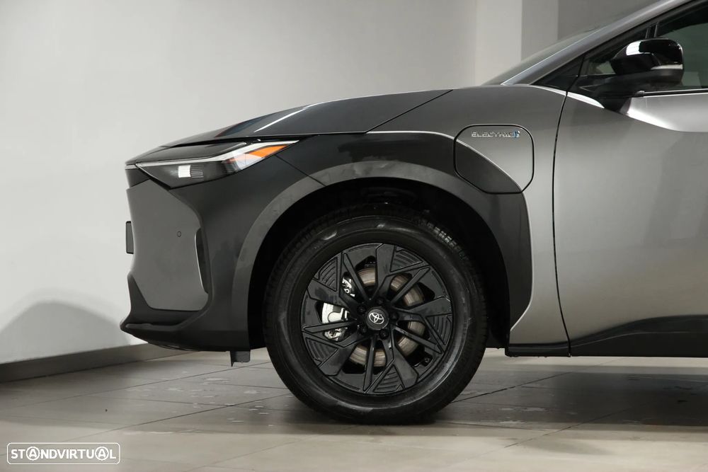 Toyota bZ4X 71,4 kWh Premium - 7