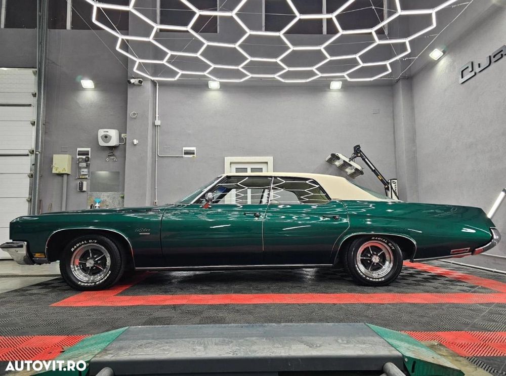 Buick Le Sabre - 2