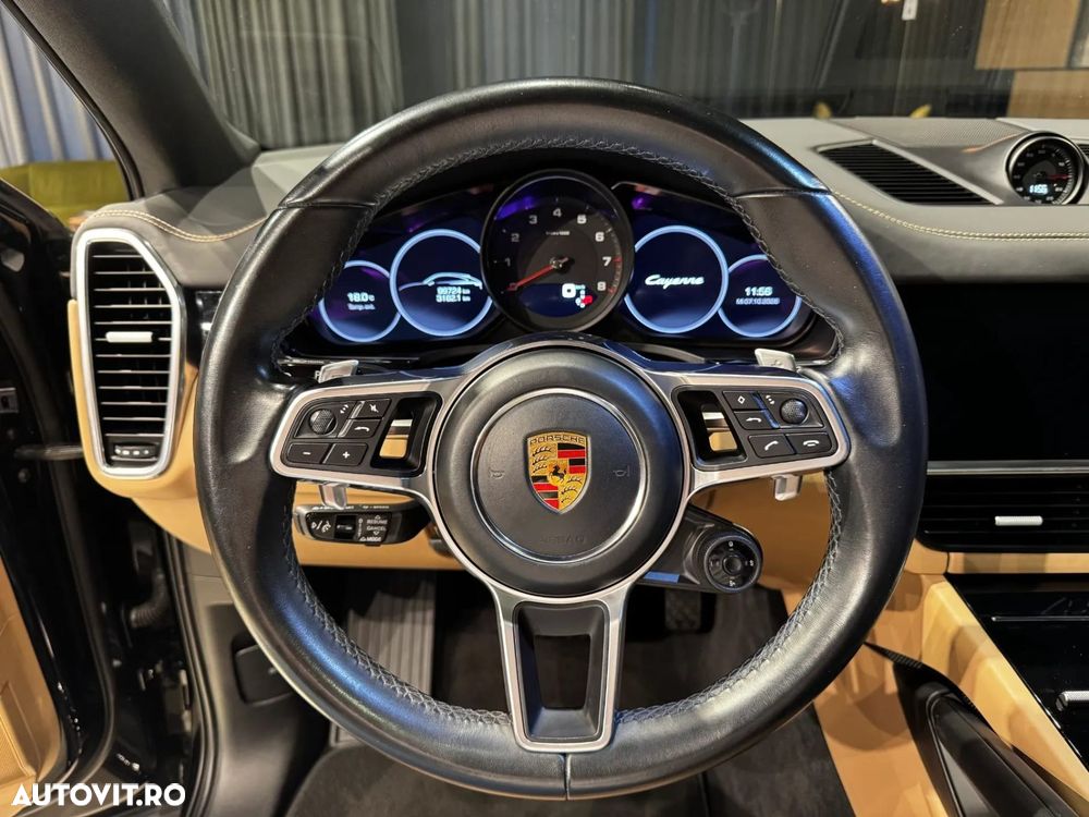 Porsche Cayenne Coupe - 35